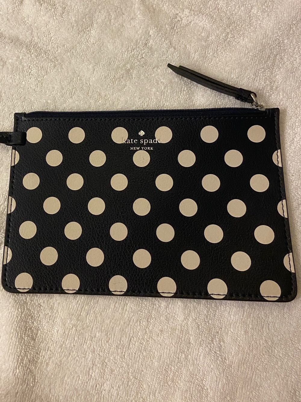 kate spade Navy with Cream Polka Dot Thin Wristlet Clutch NWOT